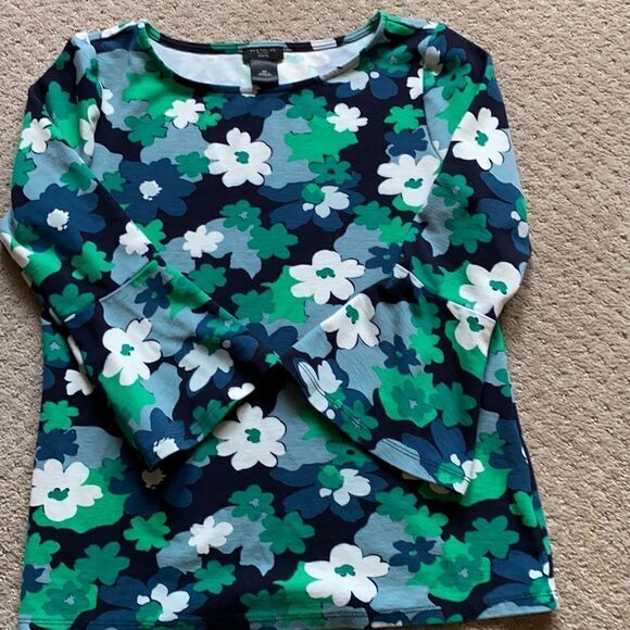 Ann Taylor Factory top. Size SP. Excellent condition. - Picture 1 of 3